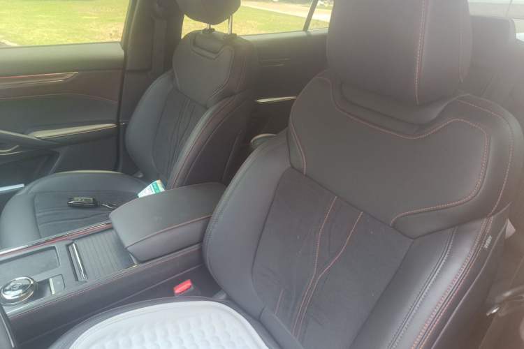 Used Ford Mondeo 2022 Facelifted EcoBoost 245 Ultimate Edition Left Front Seat