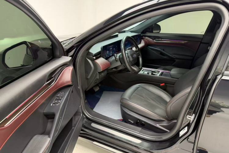 Used Ford Mondeo 2022 Facelifted EcoBoost 245 Ultimate Edition Left Front Seat