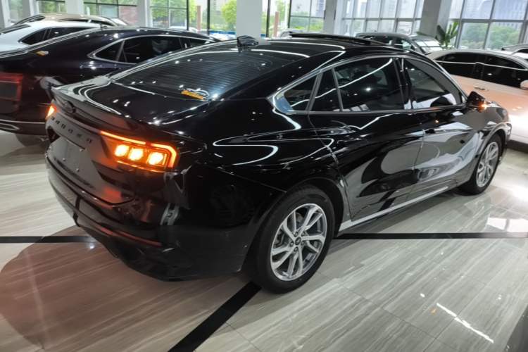 Used Ford Mondeo 2022 Restyled EcoBoost 245 Luxury Version Rear Right 45 Deg