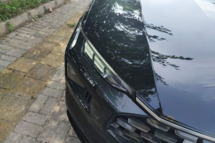 Used Ford Mondeo 2022 Restyled EcoBoost 245 Luxury Version Right Front Headlight