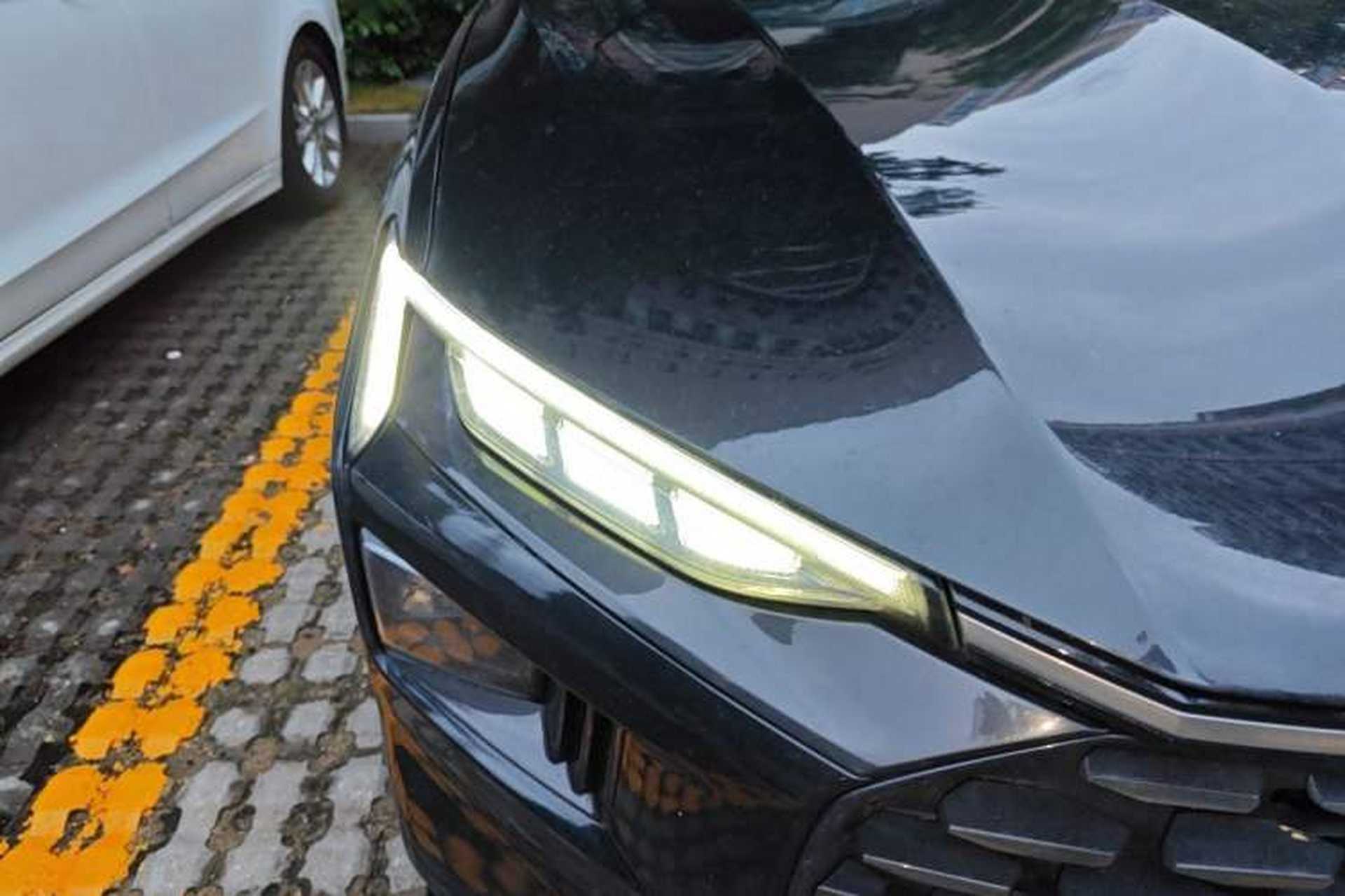 Used Ford Mondeo 2022 EcoBoost 245 Luxury Model Right Front Headlight