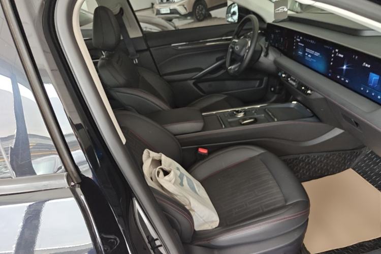 Used Ford Mondeo 2022 Restyled EcoBoost 245 Luxury Version Right Front Seat