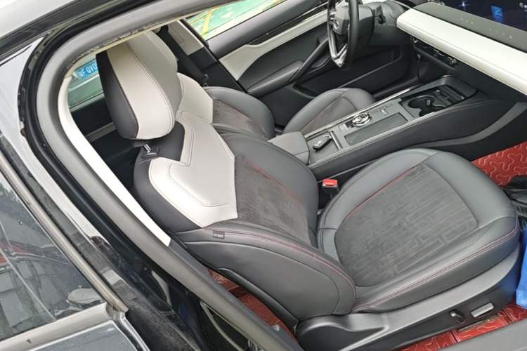 Used Ford Mondeo 2022 Restyled EcoBoost 245 Luxury Version Right Front Seat