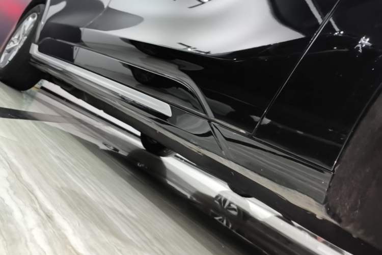 Used Ford Mondeo 2022 Restyled EcoBoost 245 Luxury Version Right Side Sill