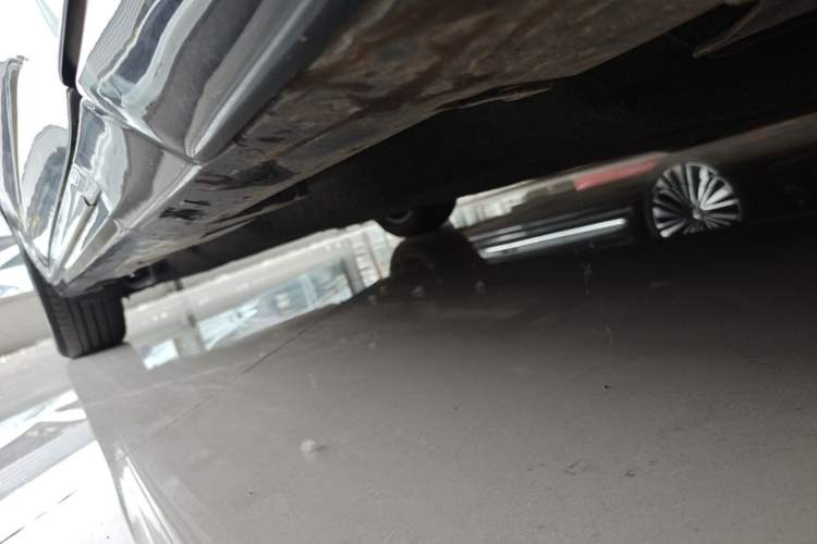 Used Ford Mondeo 2022 Restyled EcoBoost 245 Luxury Version Right Side Sill