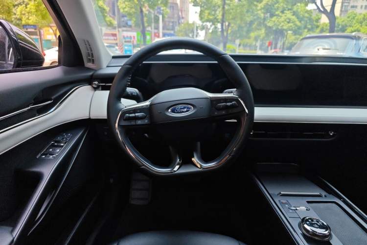 Used Ford Mondeo 2022 Restyled EcoBoost 245 Luxury Version Steering Wheel