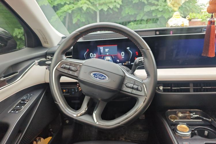 Used Ford Mondeo 2022 EcoBoost 245 Ultimate Model Steering Wheel