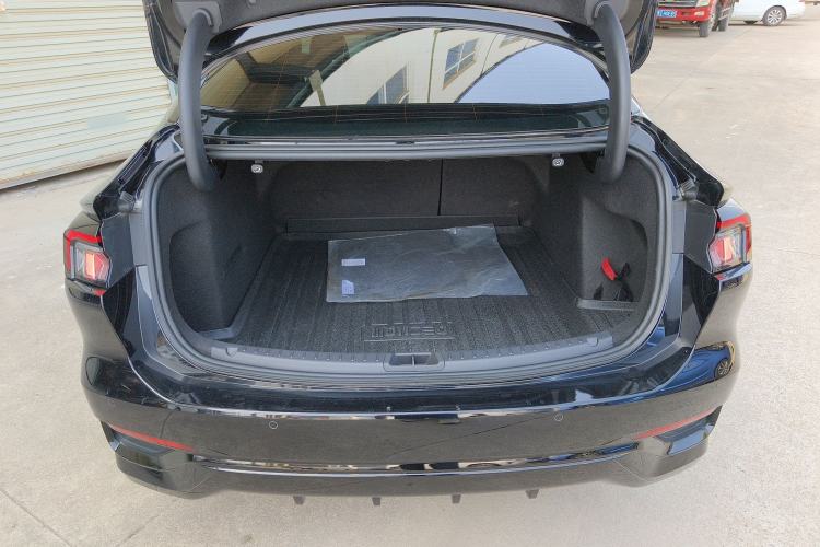Used Ford Mondeo 2022 Facelift EcoBoost 245 ST-Line Trunk