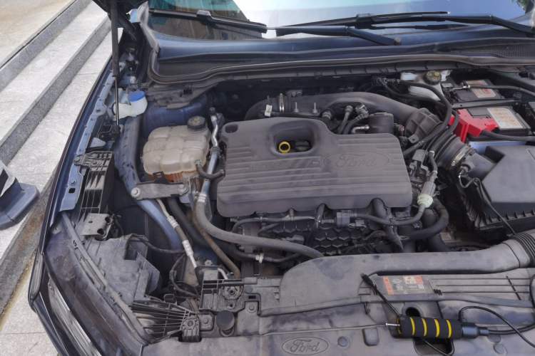 Used Ford Mondeo 2022 EcoBoost 245 Ultimate Model Engine Bay Right