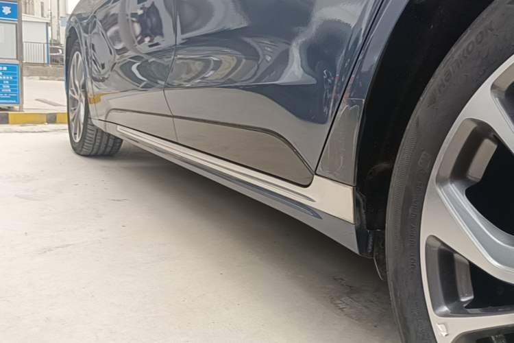 Used Ford Mondeo 2022 EcoBoost 245 Ultimate Model Left Side Sill