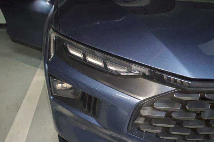 Used Ford Mondeo 2022 EcoBoost 245 Ultimate Model Right Front Headlight