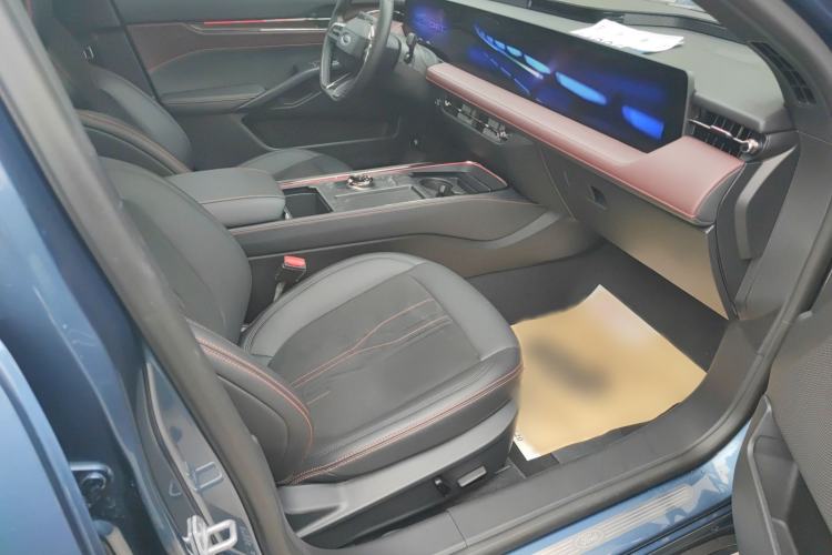 Used Ford Mondeo 2022 EcoBoost 245 Ultimate Model Right Front Seat