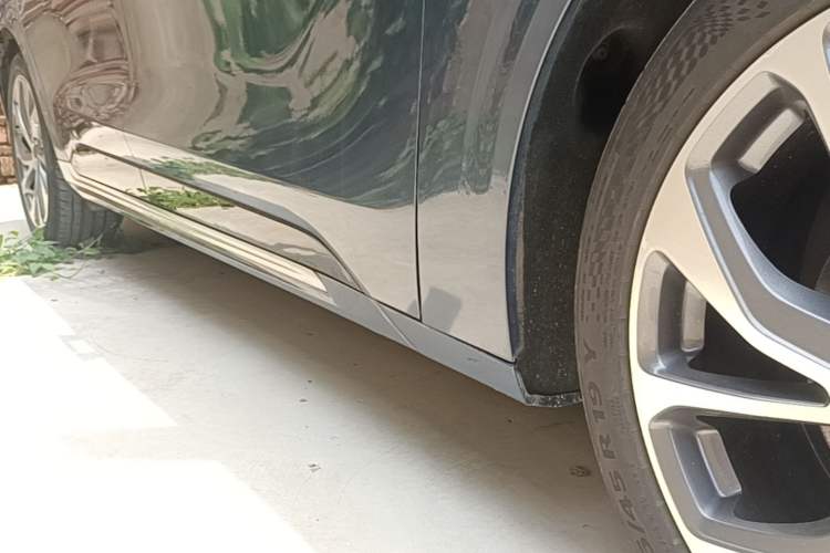 Used Ford Mondeo 2022 EcoBoost 245 Ultimate Model Right Side Sill