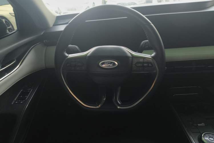 Used Ford Mondeo 2022 EcoBoost 245 Luxury Model Steering Wheel