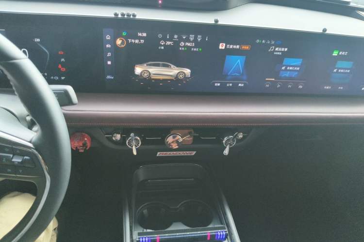 Used Ford Mondeo 2022 EcoBoost 245 Ultimate Model Audio And AC Panel