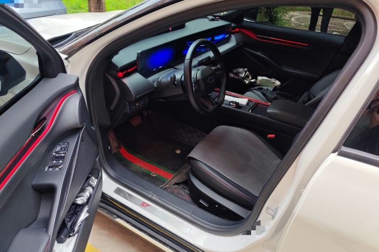 Used Ford Mondeo 2022 EcoBoost 245 ST-Line Driver Seat
