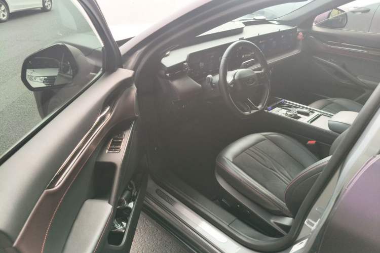 Used Ford Mondeo 2022 EcoBoost 245 Ultimate Model Driver Seat