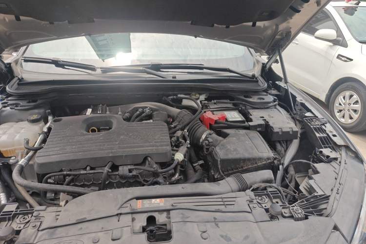 Used Ford Mondeo 2022 Facelifted EcoBoost 245 Ultimate Edition Engine Bay Left
