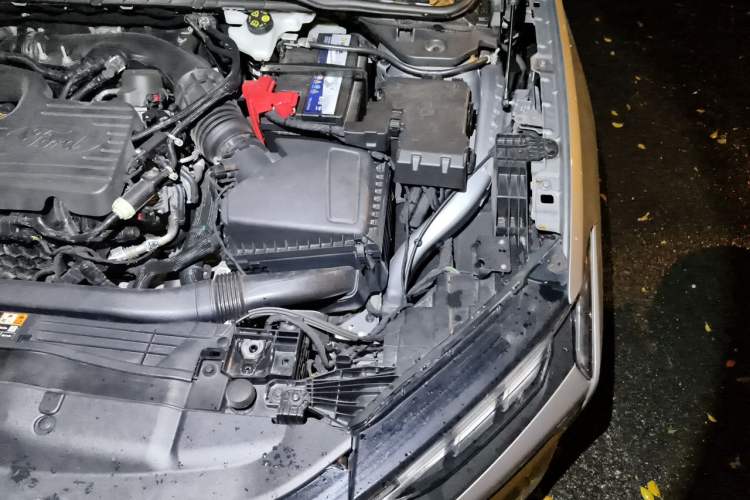 Used Ford Mondeo 2022 EcoBoost 245 Ultimate Model Engine Bay Left