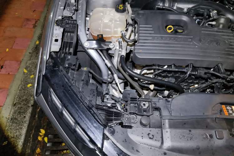 Used Ford Mondeo 2022 EcoBoost 245 Ultimate Model Engine Bay Right