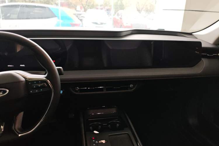 Used Ford Mondeo 2022 Restyled EcoBoost 245 Luxury Version Audio And AC Panel