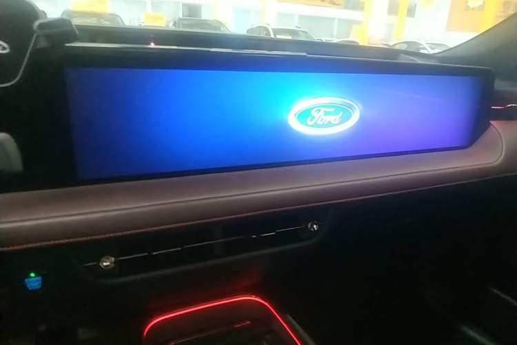 Used Ford Mondeo 2022 Facelifted EcoBoost 245 Ultimate Edition Audio And AC Panel