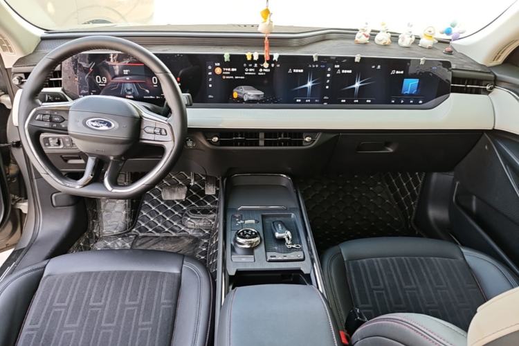 Used Ford Mondeo 2022 Restyled EcoBoost 245 Luxury Version Center Console