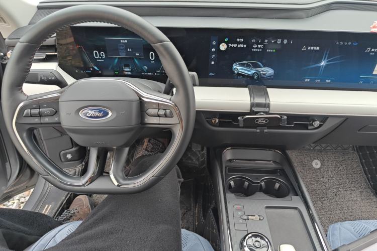 Used Ford Mondeo 2022 Restyled EcoBoost 245 Luxury Version Center Console