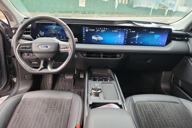 Used Ford Mondeo 2022 Restyled EcoBoost 245 Luxury Version Center Console