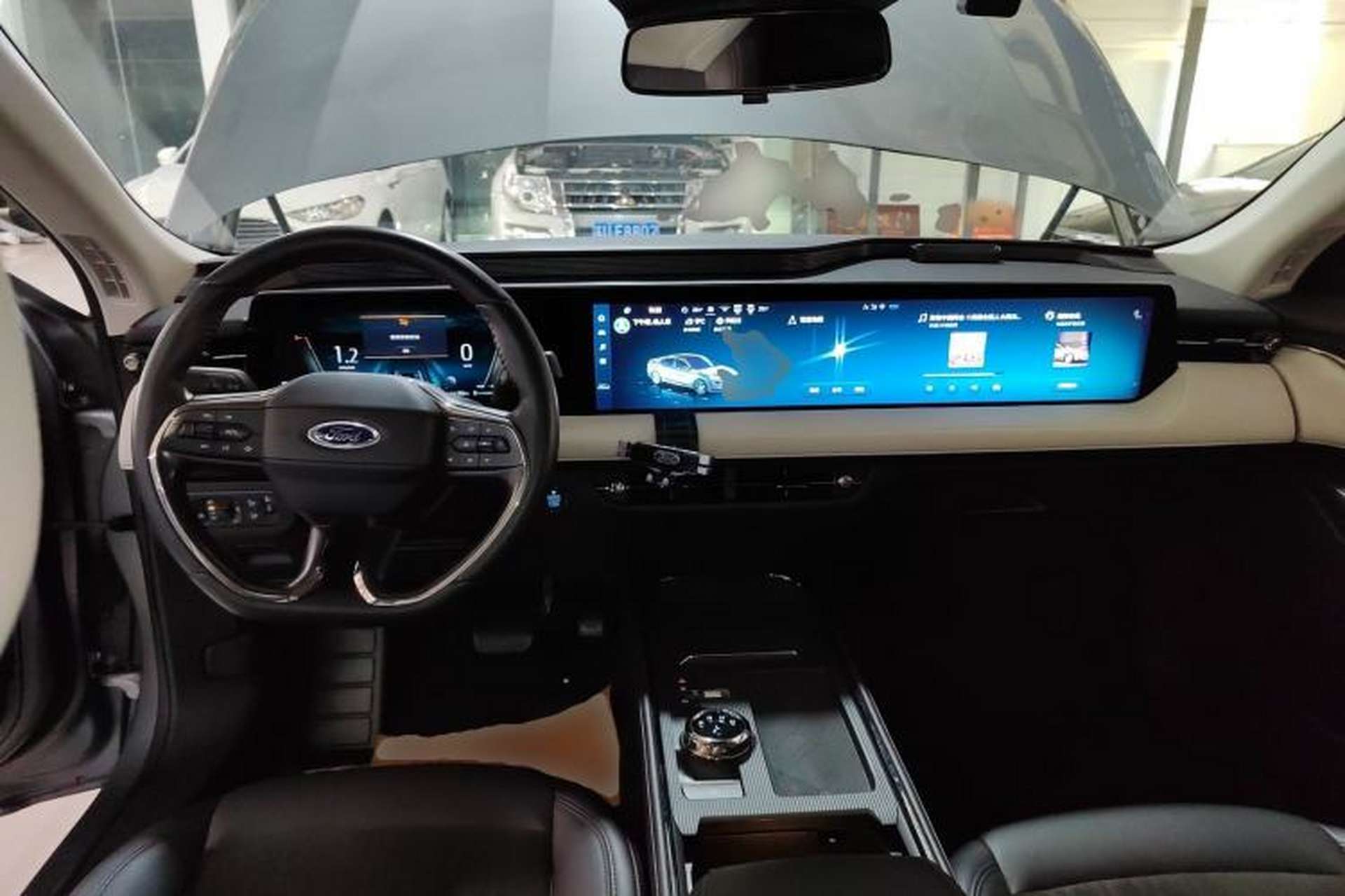 Used Ford Mondeo 2022 Restyled EcoBoost 245 Luxury Version Center Console