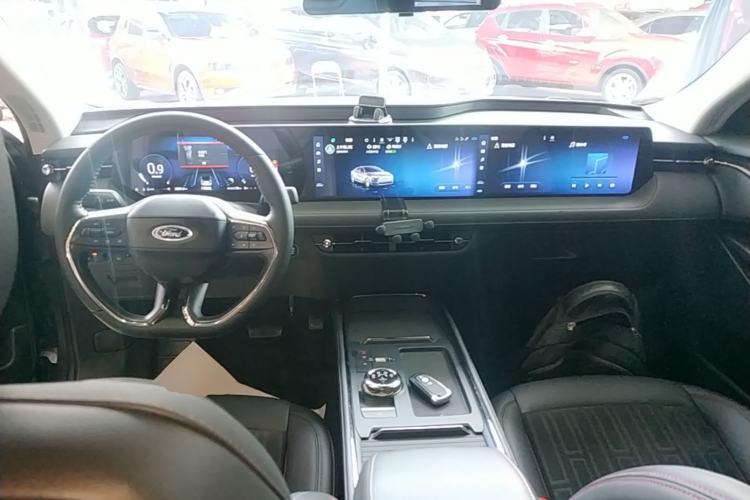 Used Ford Mondeo 2022 Restyled EcoBoost 245 Luxury Version Center Console