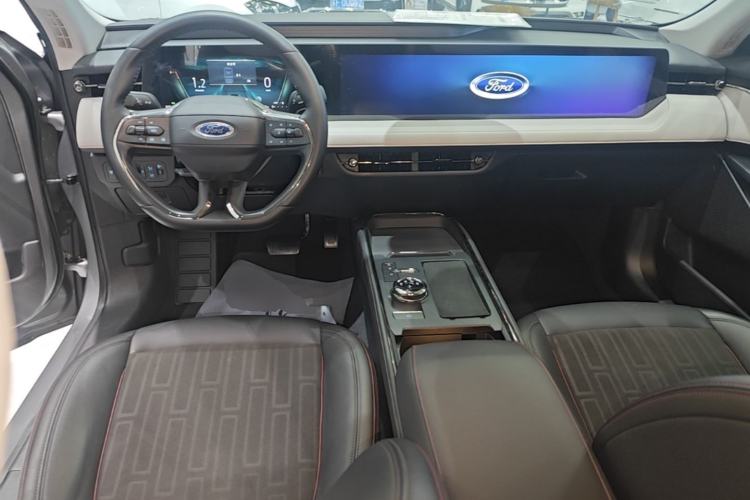 Used Ford Mondeo 2022 Restyled EcoBoost 245 Luxury Version Center Console