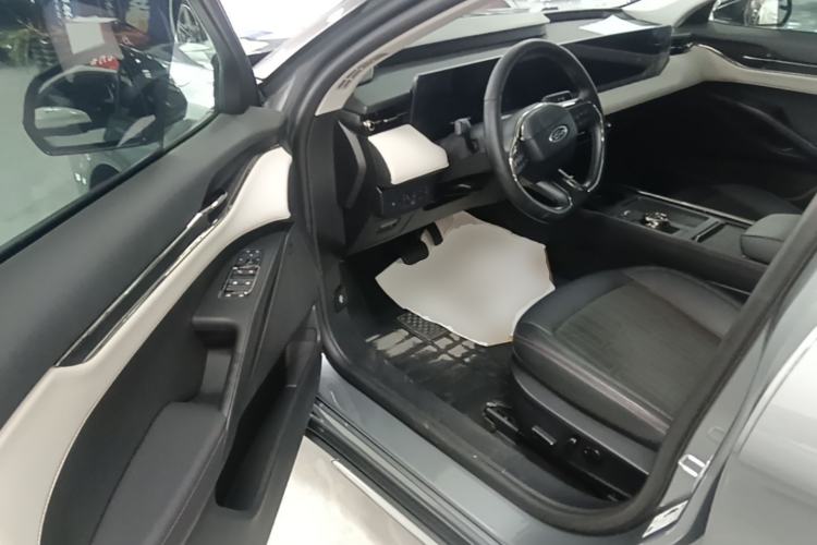 Used Ford Mondeo 2022 Restyled EcoBoost 245 Luxury Version Driver Seat
