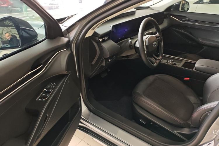 Used Ford Mondeo 2022 Restyled EcoBoost 245 Luxury Version Driver Seat