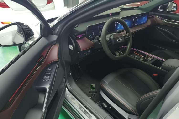 Used Ford Mondeo 2022 Facelifted EcoBoost 245 Ultimate Edition Driver Seat