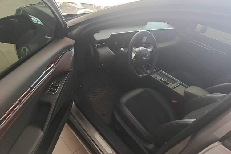Used Ford Mondeo 2022 EcoBoost 245 Ultimate Model Driver Seat