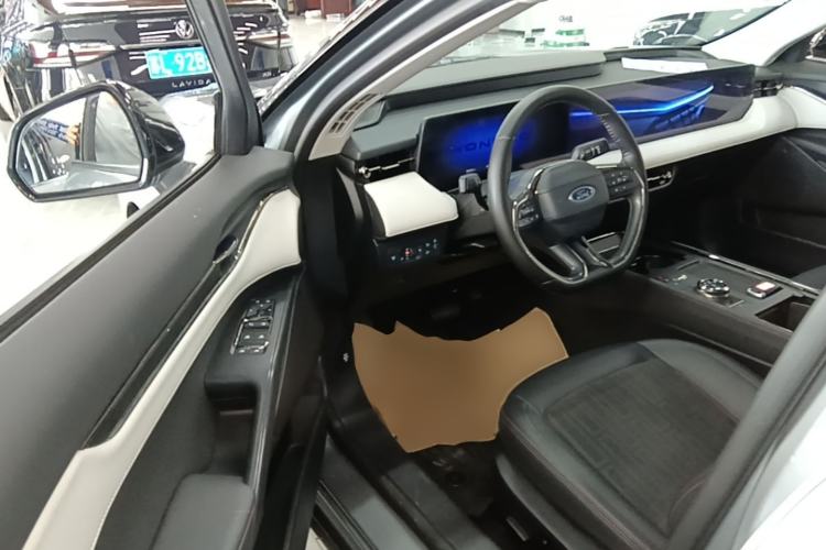 Used Ford Mondeo 2022 Restyled EcoBoost 245 Luxury Version Driver Seat