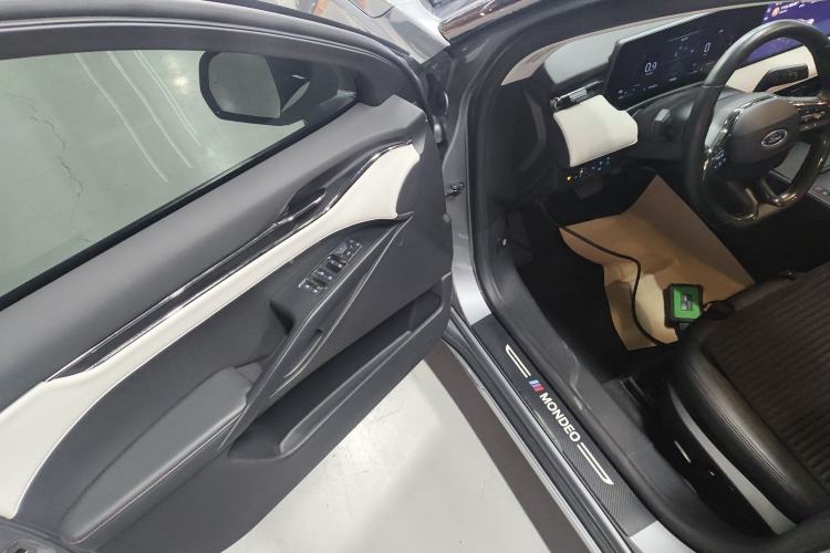 Used Ford Mondeo 2022 Restyled EcoBoost 245 Luxury Version Driver Seat