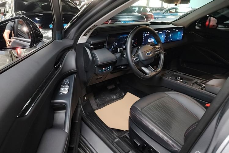 Used Ford Mondeo 2022 Restyled EcoBoost 245 Luxury Version Driver Seat