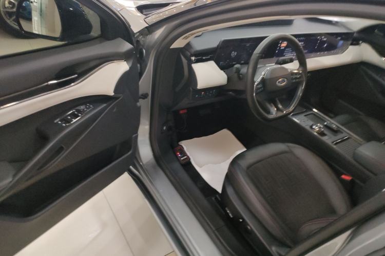 Used Ford Mondeo 2022 Restyled EcoBoost 245 Luxury Version Driver Seat