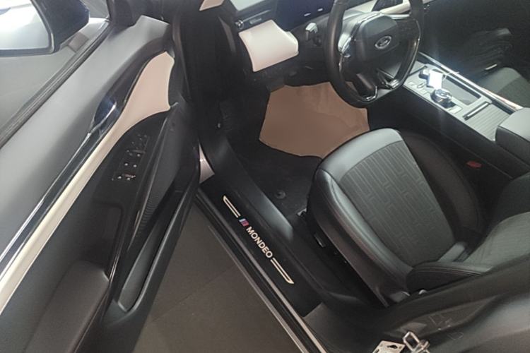 Used Ford Mondeo 2022 Restyled EcoBoost 245 Luxury Version Driver Seat