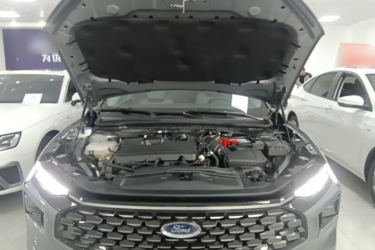 Used Ford Mondeo 2022 Restyled EcoBoost 245 Luxury Version Engine Bay