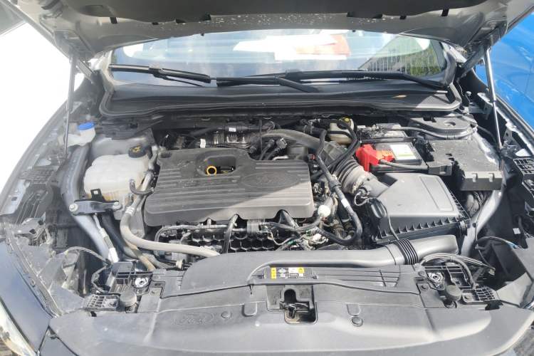 Used Ford Mondeo 2022 Restyled EcoBoost 245 Luxury Version Engine Bay