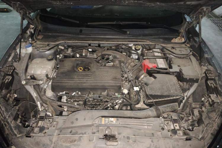 Used Ford Mondeo 2022 EcoBoost 245 Luxury Model Engine Bay