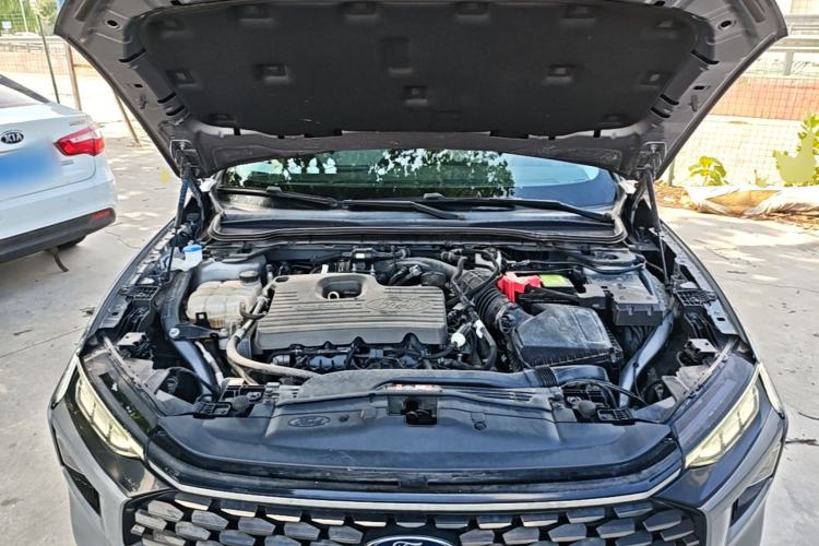 Used Ford Mondeo 2022 Restyled EcoBoost 245 Luxury Version Engine Bay