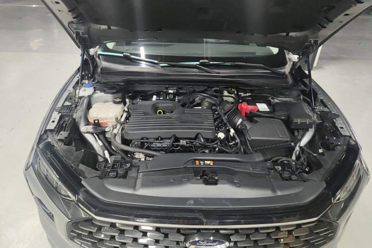 Used Ford Mondeo 2022 Restyled EcoBoost 245 Luxury Version Engine Bay