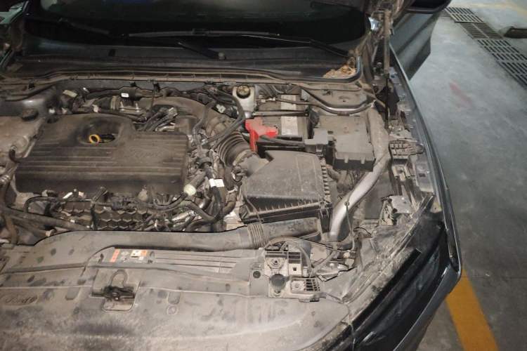 Used Ford Mondeo 2022 EcoBoost 245 Luxury Model Engine Bay Left