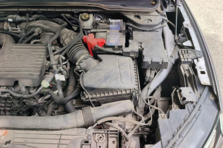 Used Ford Mondeo 2022 EcoBoost 245 Luxury Model Engine Bay Left