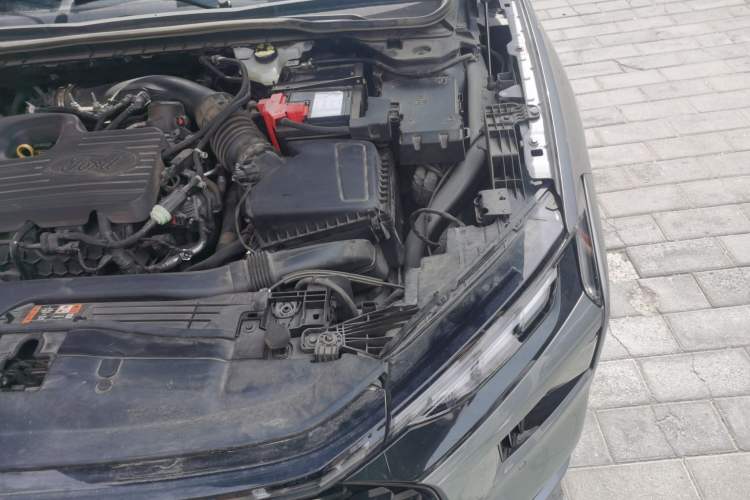 Used Ford Mondeo 2022 EcoBoost 245 Ultimate Model Engine Bay Left