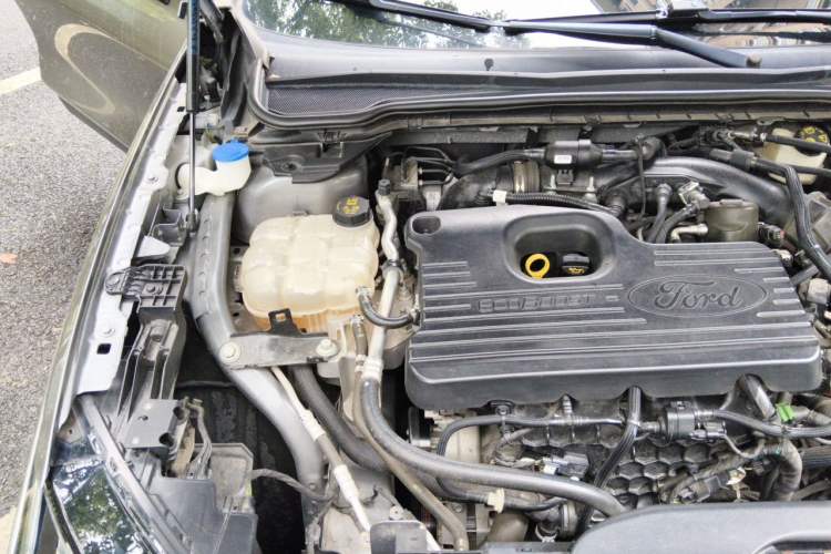 Used Ford Mondeo 2022 Facelifted EcoBoost 245 Fashion Edition Engine Bay Right